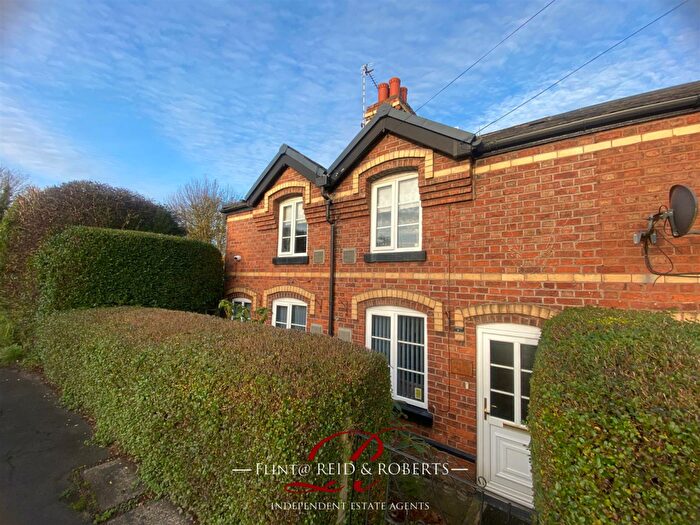 3 Bedroom Cottage For Sale In Kelsterton, Flint, CH6