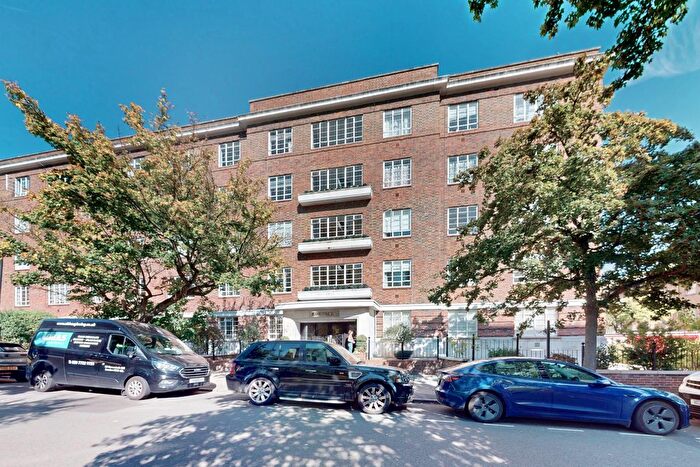 1 Bedroom Flat For Sale In Kingsmill, - Kingsmill Terrace, London, NW8