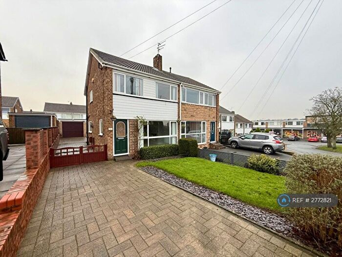 3 Bedroom Semi-Detached House To Rent In Leeds Road, Kippax, Leeds, LS25