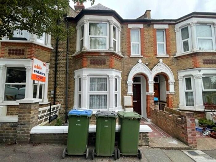 1 Bedroom Flat To Rent In Chancelot Road, Abbey Wood, SE2