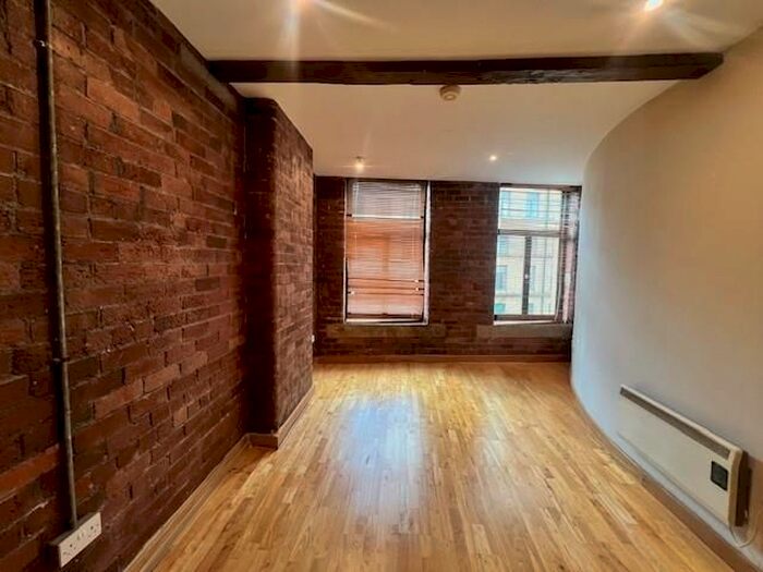 1 Bedroom Flat To Rent In Broadgate House, Broad Street, Bradford, BD1