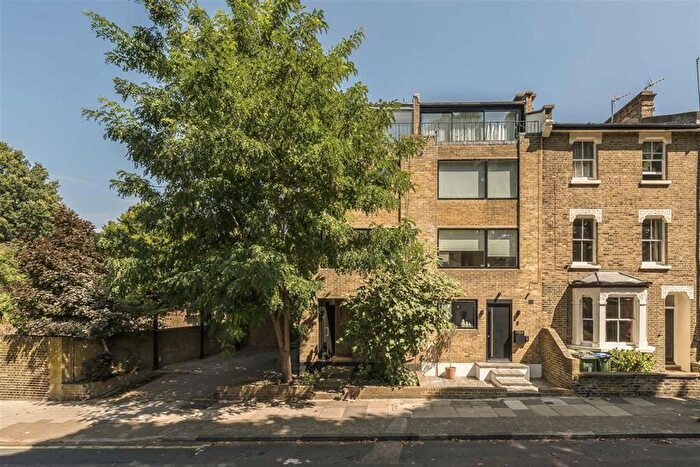 4 Bedroom Property For Sale In Park Row, Greenwich, SE10