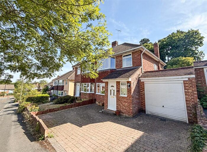 3 Bedroom Semi Detached House For Sale In Ferndale Road, Church Crookham, Fleet, GU52