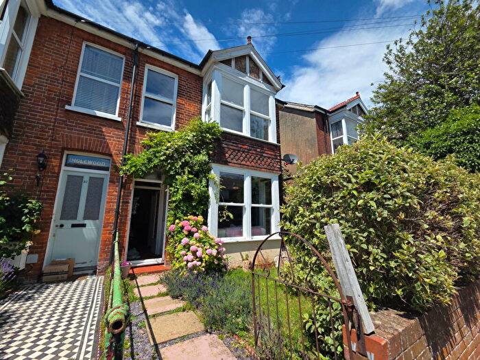 4 Bedroom Semi Detached House For Sale In Sydney Road, Walmer, Deal, CT14
