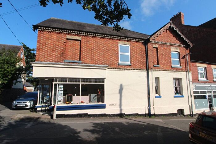 3 Bedroom Flat For Sale In The Cross, Enderby, Leicester, LE19
