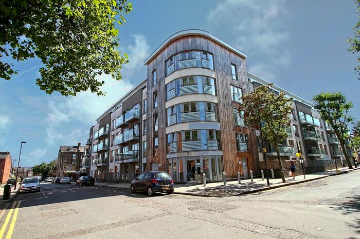 1 Bedroom Flat To Rent In Elthorne Road, Archway, London, N19