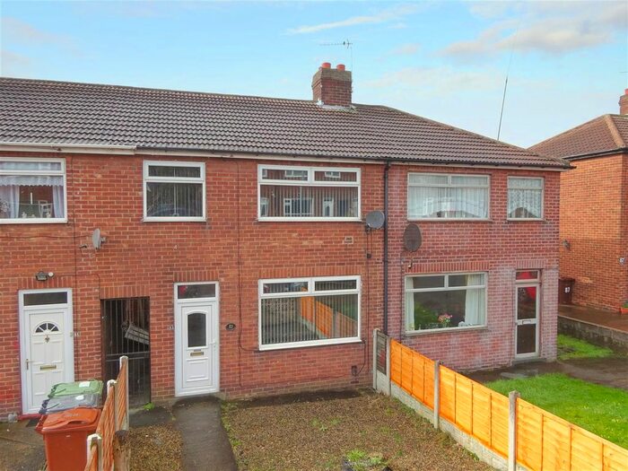 3 Bedroom Property To Rent In Blue Hill Crescent, Lower Wortley, Leeds, LS12