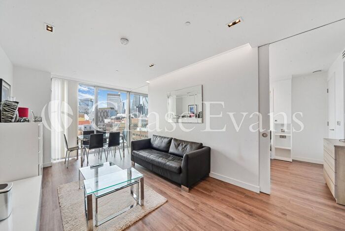 2 Bedroom Flat To Rent In Goodman's Fields, Leman Street, Aldgate, London, E1