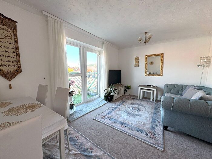 1 Bedroom Flat To Rent In Trawler Road, Maritime Quarter, Swansea, SA1