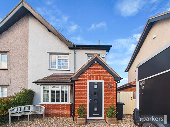 3 Bedroom Semi Detached House For Sale In Glebe Lane, Sonning, Reading, Berkshire, RG4