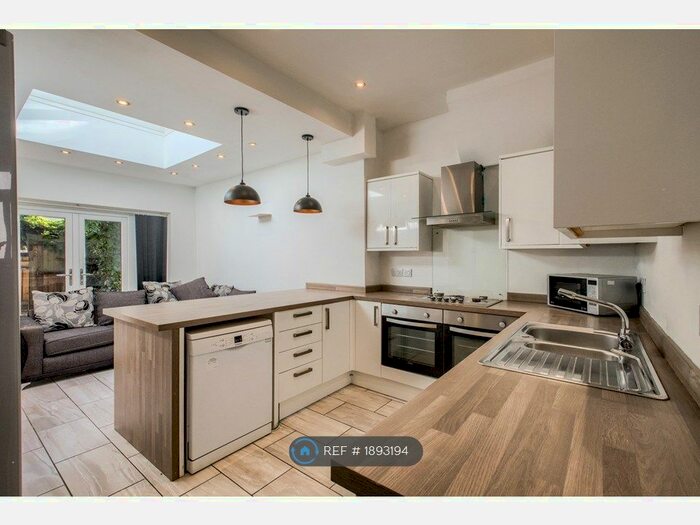 5 Bedroom Terraced House To Rent In Lower Ford Street, Coventry, CV1