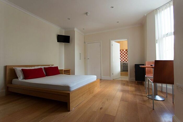 Studio To Rent In Flat A, Fortune Green Road, West Hampstead, NW6
