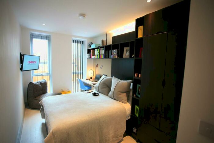 3 Bedroom Flat To Rent In Flat Elliott Apartments, Selly Hill Road, Birmingham, B29
