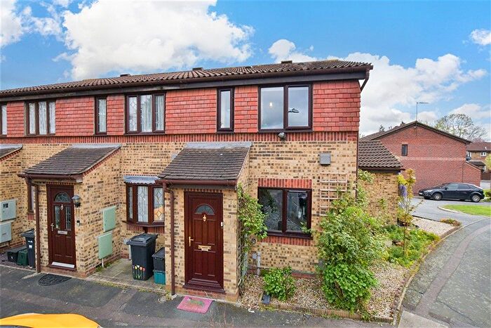 2 Bedroom End Terrace House For Sale In Aldington Close, Dagenham, Essex, RM8