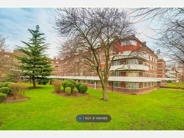 2 Bedroom Flat To Rent In Cubitt House, London, SW4