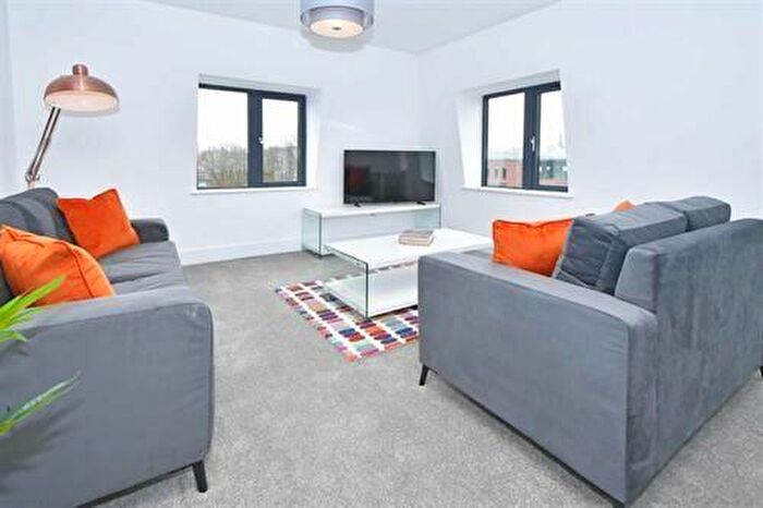 2 Bedroom Apartment To Rent In Queens Gardens, Newcastle-under-Lyme, ST5