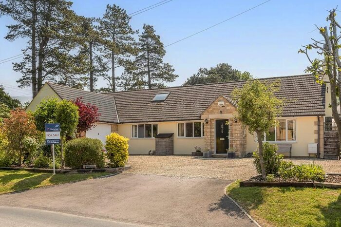 3 Bedroom Detached Bungalow For Sale In Gretton Road, Gotherington, Cheltenham, GL52