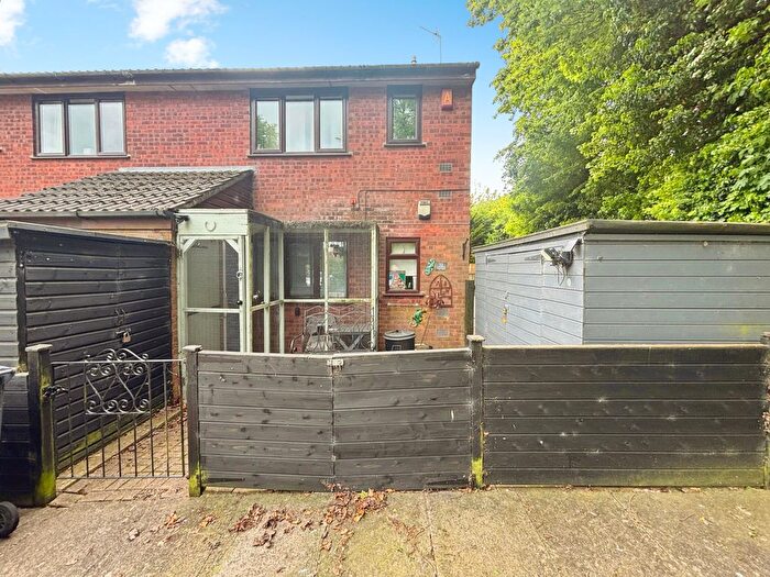 1 Bedroom Flat For Sale In Chesney Road, Lincoln, LN2