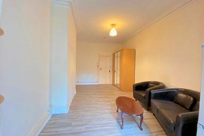 Studio To Rent In Craven Avenue, London, W5