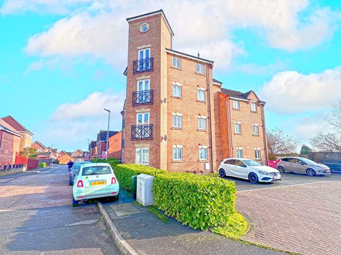 1 Bedroom Flat For Sale In Middle Meadow, Tipton, DY4