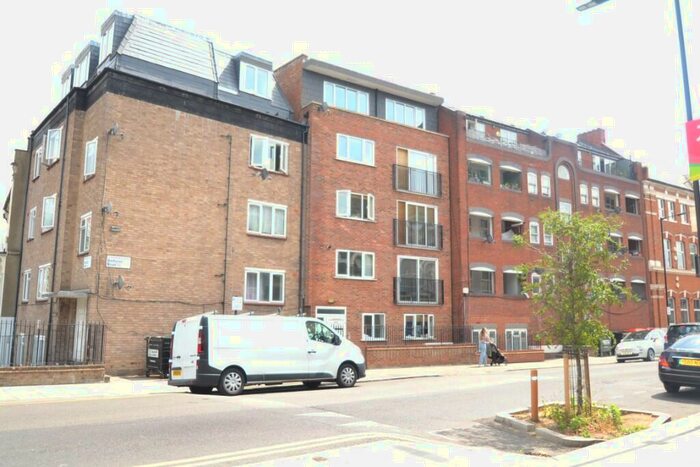 1 Bedroom Flat To Rent In Amhurst Road, London, N16