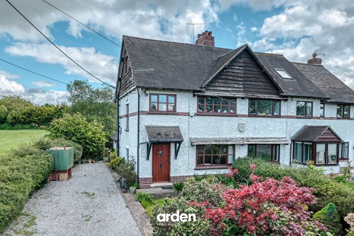 3 Bedroom Semi-Detached House For Sale In Whittington, Worcester, WR5