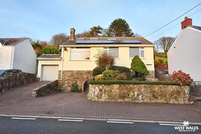 3 Bedroom Detached Bungalow For Sale In Burton, Milford Haven, SA73