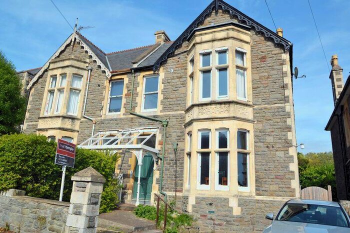 1 Bedroom Flat To Rent In Queens Road, Clevedon, BS21