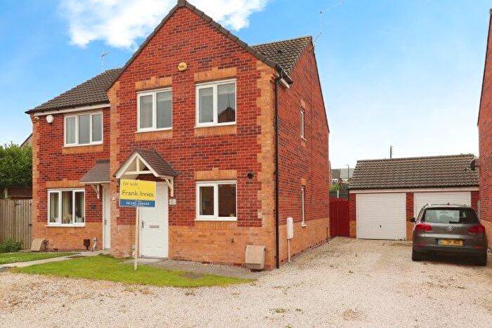 3 Bedroom Property To Rent In Spinnaker Road, Chesterfield, S43