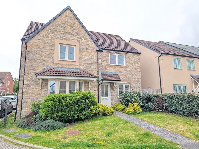4 Bedroom Detached House For Sale In Harvest Way, Thornbury, Bristol, BS35