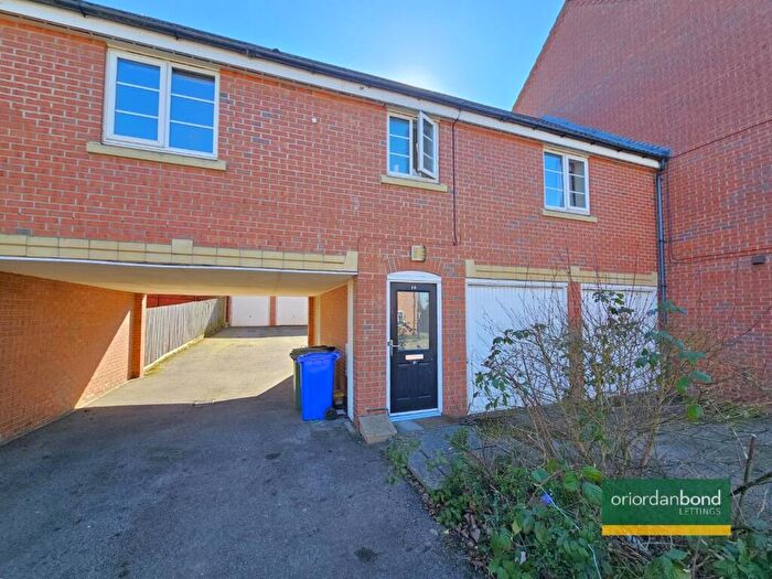 2 Bedroom Coach House To Rent In Badger Lane, Grange Park, Northampton, NN4