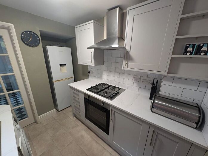 2 Bedroom Flat To Rent In Lansdowne Terrace, North Shields, NE29