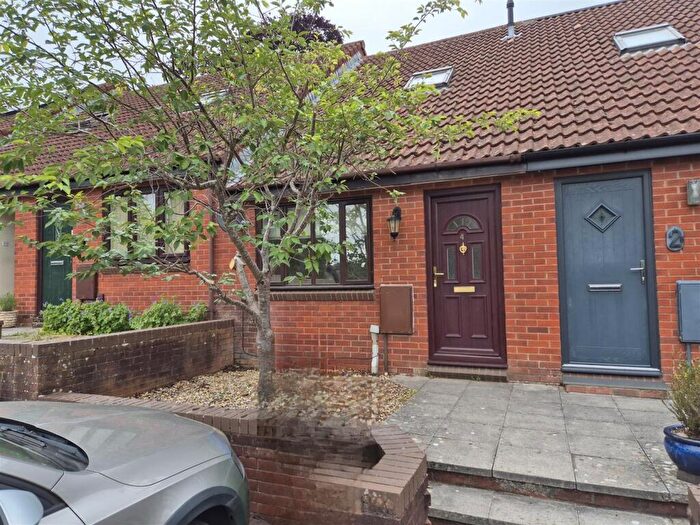 2 Bedroom House To Rent In Walnut Tree Close, Wells, BA5