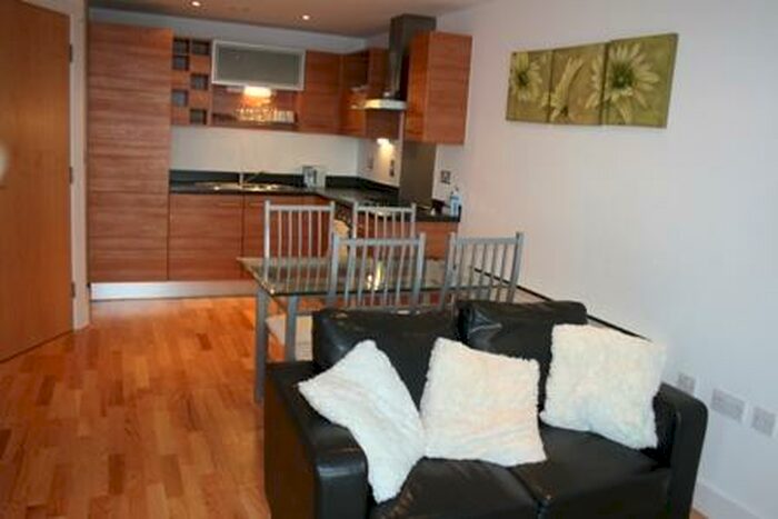 1 Bedroom Apartment To Rent In Cartier House, Clarence Dock, Leeds City Centre, LS10