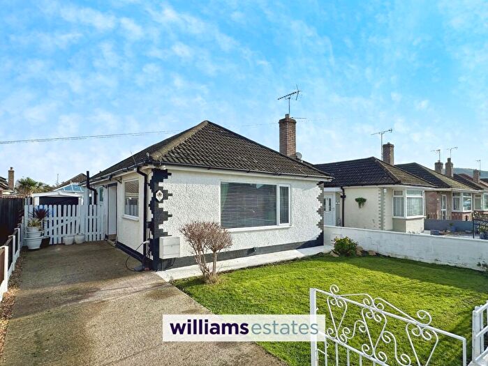 2 Bedroom Detached Bungalow For Sale In Salisbury Drive, Prestatyn, LL19
