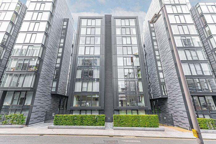 1 Bedroom Flat To Rent In , Simpson Loan, Edinburgh, EH3