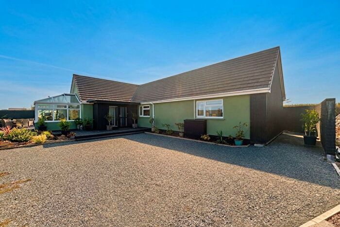 3 Bedroom Detached Bungalow For Sale In Hillhead Road, Kergilliack, TR11