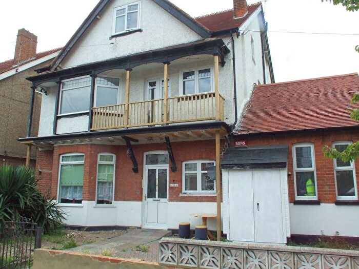 1 Bedroom Flat To Rent In Prices Avenue, Cliftonville, CT9