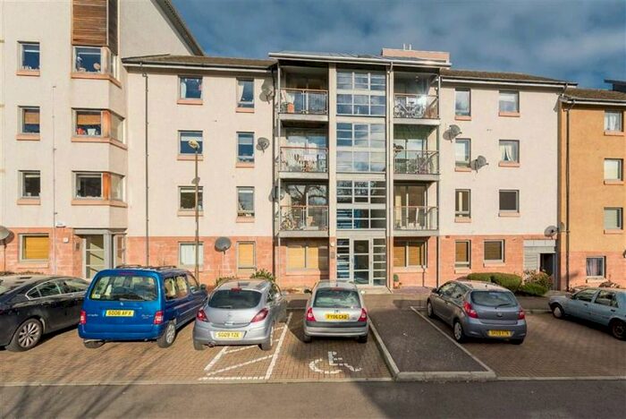 2 Bedroom Flat To Rent In St. Triduanas Rest, Restalrig, Edinburgh, EH7