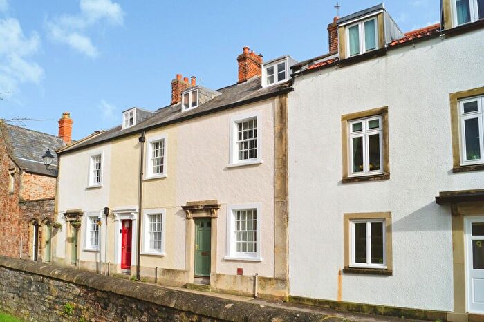 3 Bedroom Terraced House To Rent In Priest Row, Wells, BA5