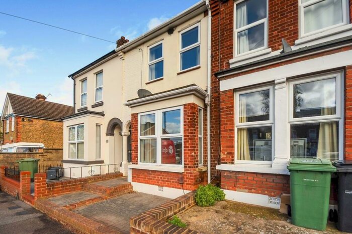 2 Bedroom House To Rent In Bluett Street, Maidstone, Kent, ME14