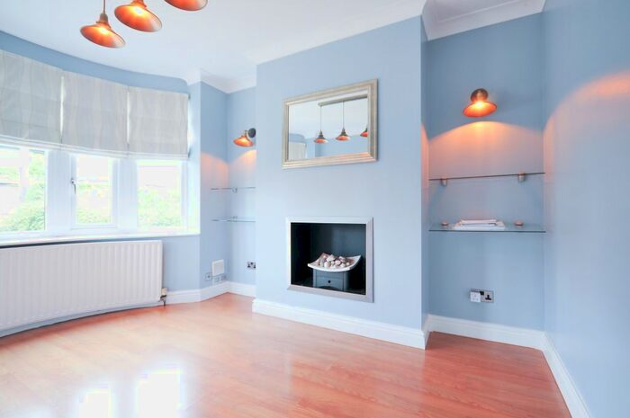 3 Bedroom Town House For Sale In Ashbourne Avenue, Cheadle, SK8