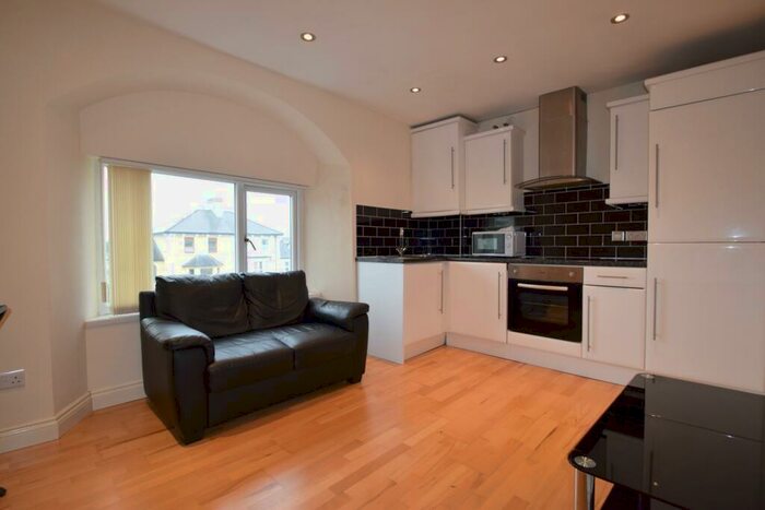 1 Bedroom Flat To Rent In Newport Road, Roath, CF24