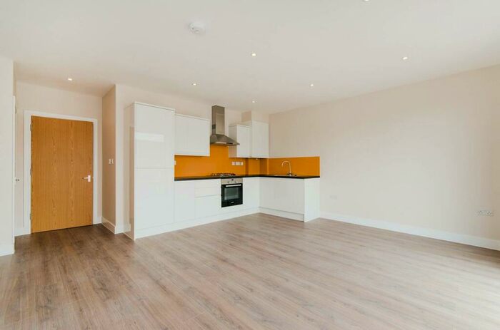 2 Bedroom Flat To Rent In Sudbury Avenue, Wembley, HA0