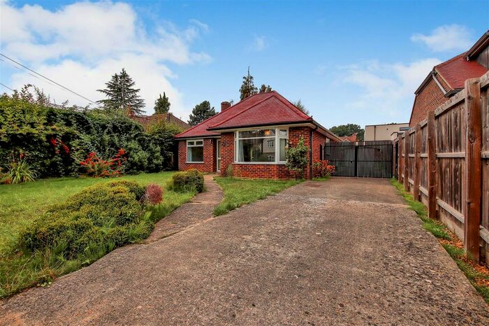 2 Bedroom Detached Bungalow For Sale In Bandon Road, Girton, Cambridge, CB3