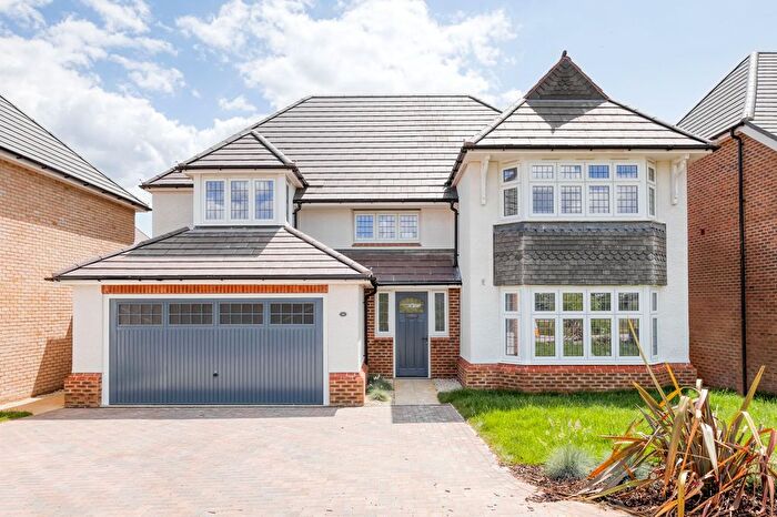 4 Bedroom Detached House For Sale In Bedford Rd, SG5