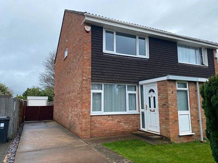 2 Bedroom Semi Detached House To Rent In Palmdale, Bristol, BS30