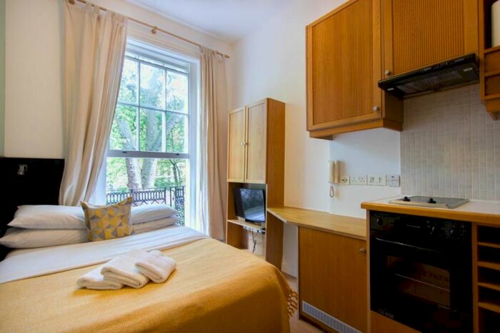 Studio To Rent In Cartwright Gardens, London, WC1H