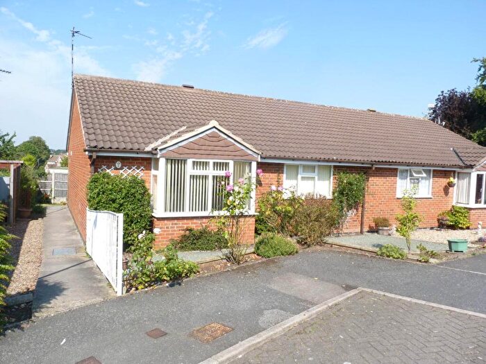 2 Bedroom Bungalow To Rent In Margaret Anne Road, Leicester, LE2