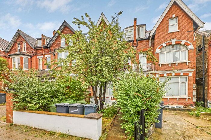 2 Bedroom Flat To Rent In Stanthorpe Road, Streatham, SW16